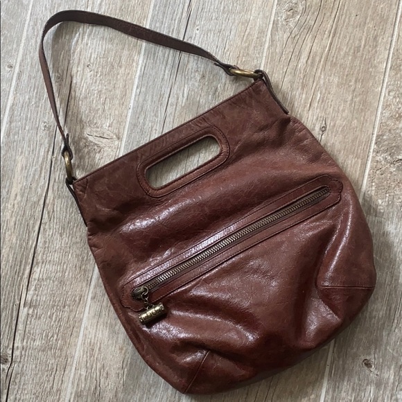 Babee D Distressed Soft Brown Leather Shoulder Bag - Picture 2 of 16